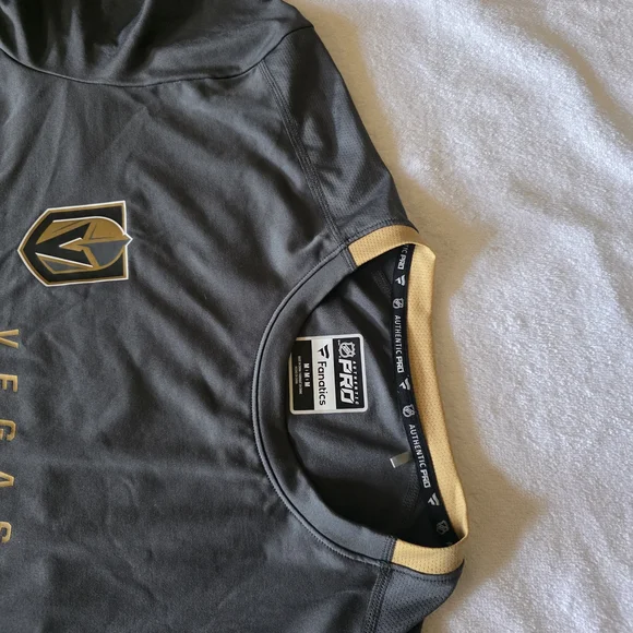 Vegas Golden Knights NHL Fanatics Tee – Authentic Pro | Size M - Picture 3 of 4